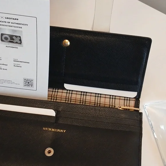 Burberry Wallet Includes C O A